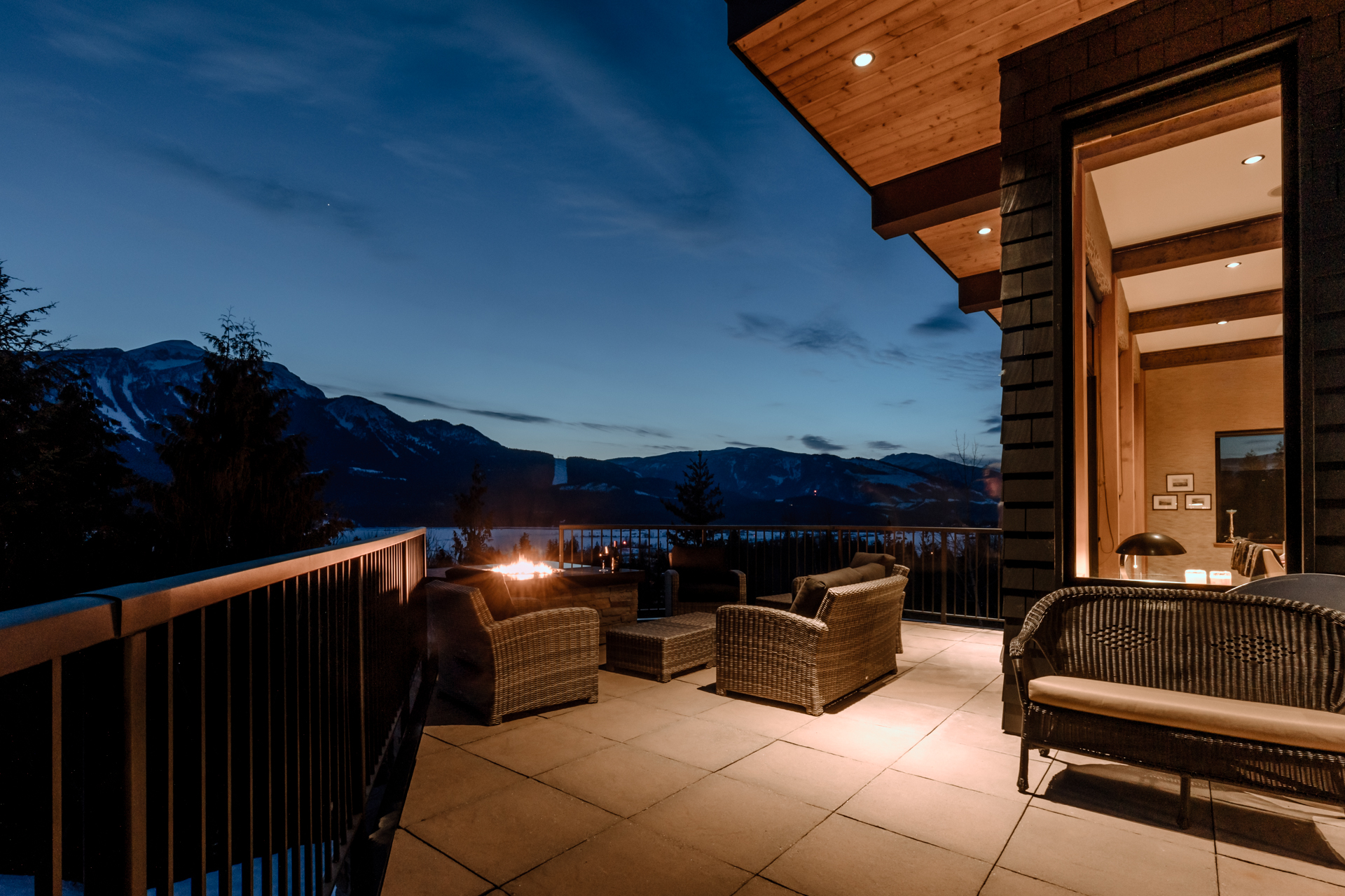 WW_BlueHour_web011 copy